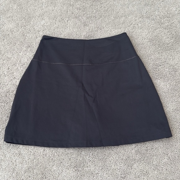 Girlfriend Collective Moon Skirt | Built-in Shorts & Pockets | Size Small | Gray - Picture 3 of 7